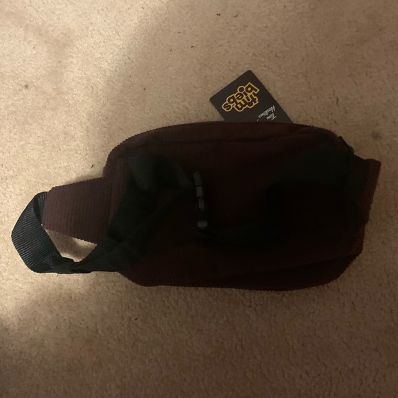 Authentic Timbiebs Justin Bieber Tim Hortons Merchandise Fanny pack - Picture 2 of 2